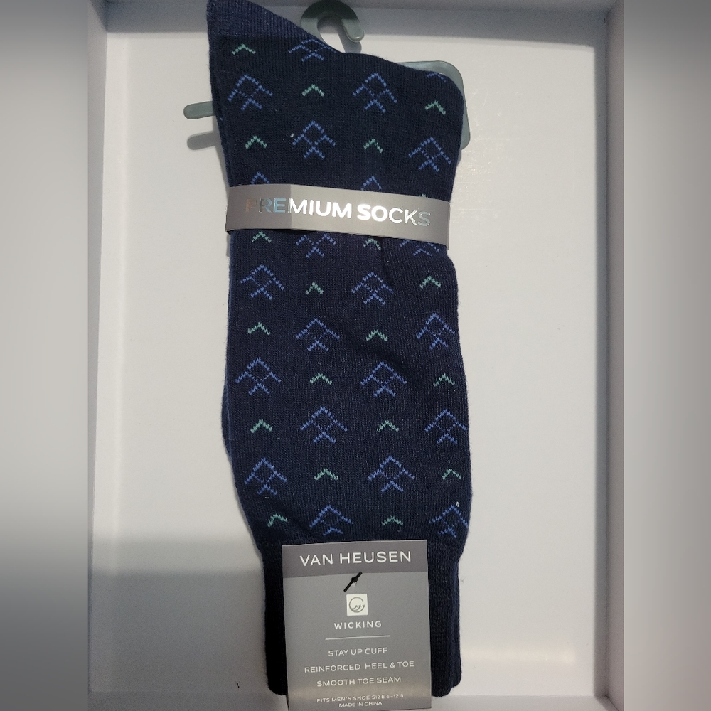Van Heusen wicking premium socks for men size 6 to 12.5